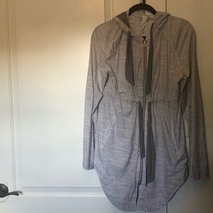 Lululemon Hooded Shell Size 4